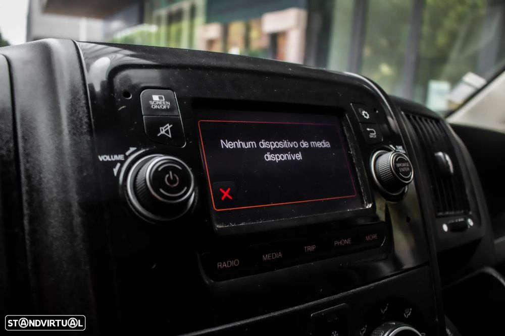 Citroën JUMPER 2.2 BlueHDi 140 - 28