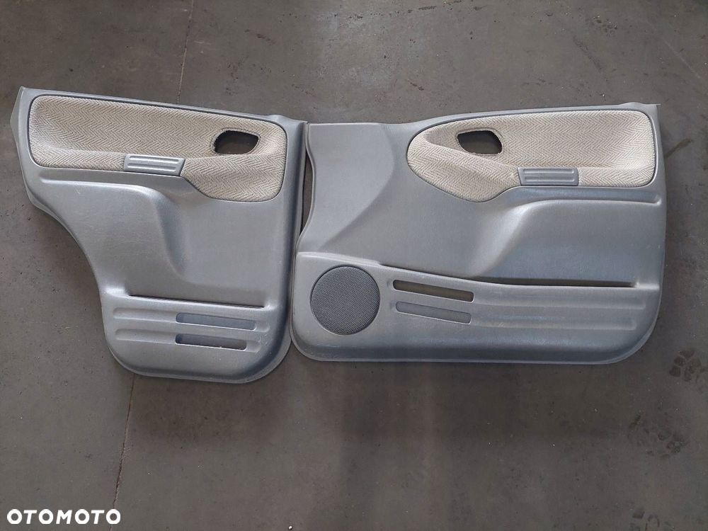 KOMPLET FOTELI LEWY PRAWY PRZÓD + KANAPA TYŁ + BOCZKI SUZUKI GRAND VITARA I - 3