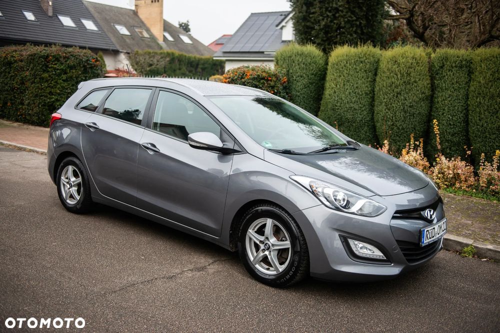 Hyundai i30 1.4 CRDi Premium - 3