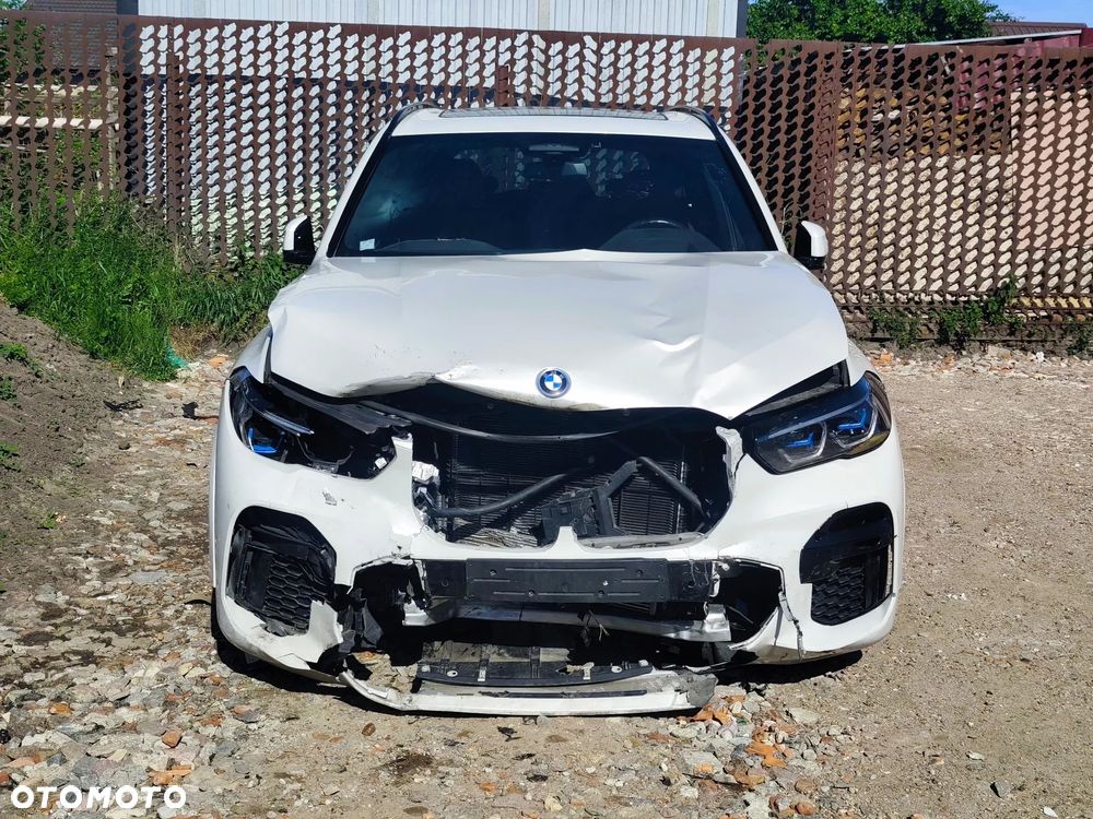 BMW X5 xDrive45e - 2