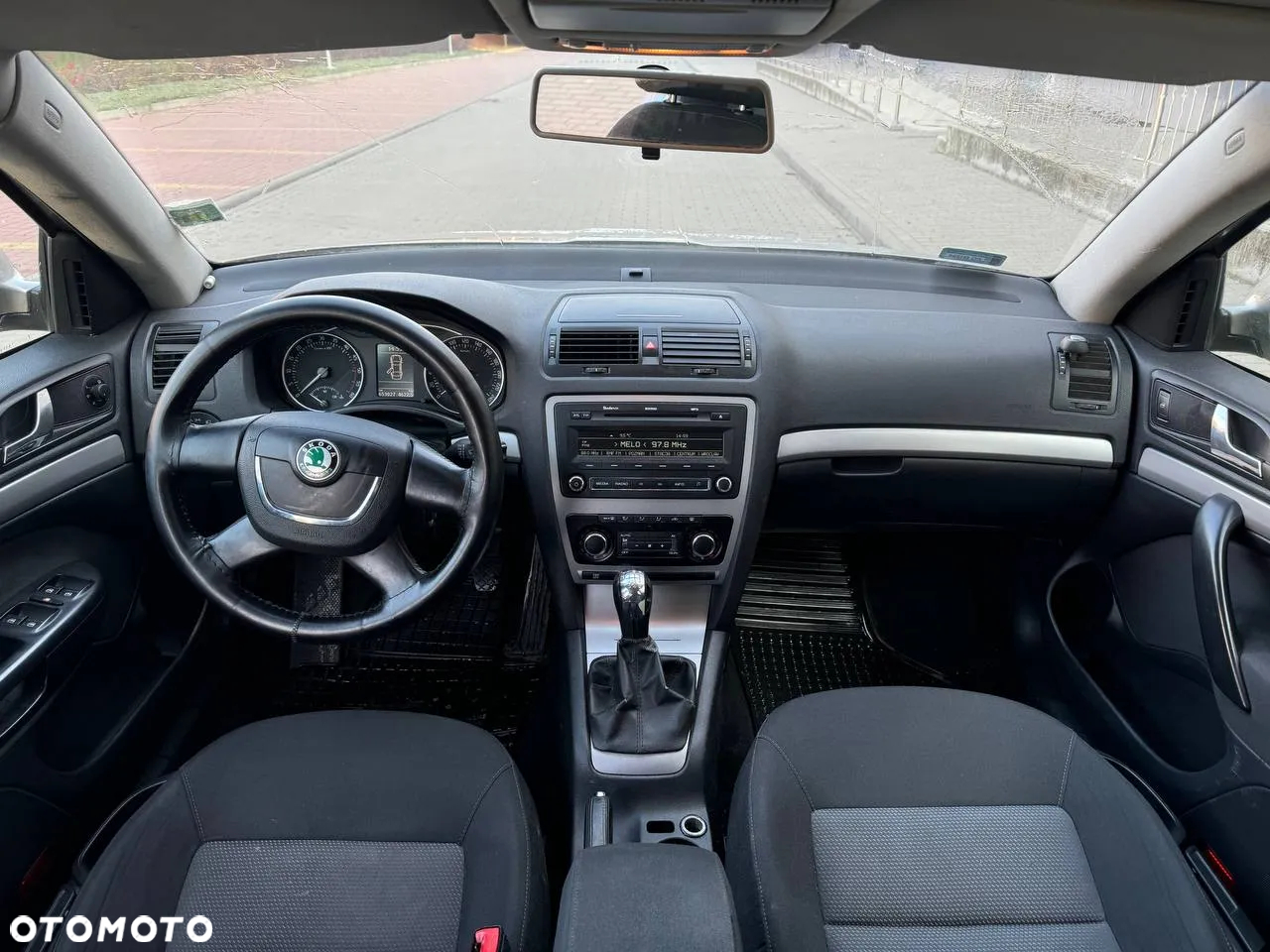 Skoda Octavia 2.0 TDI Ambiente - 37