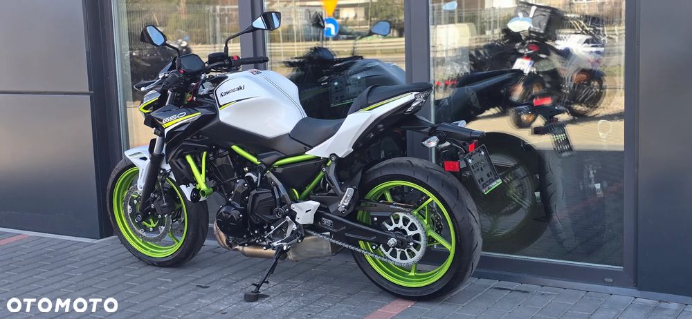 Kawasaki Z 650 - 25