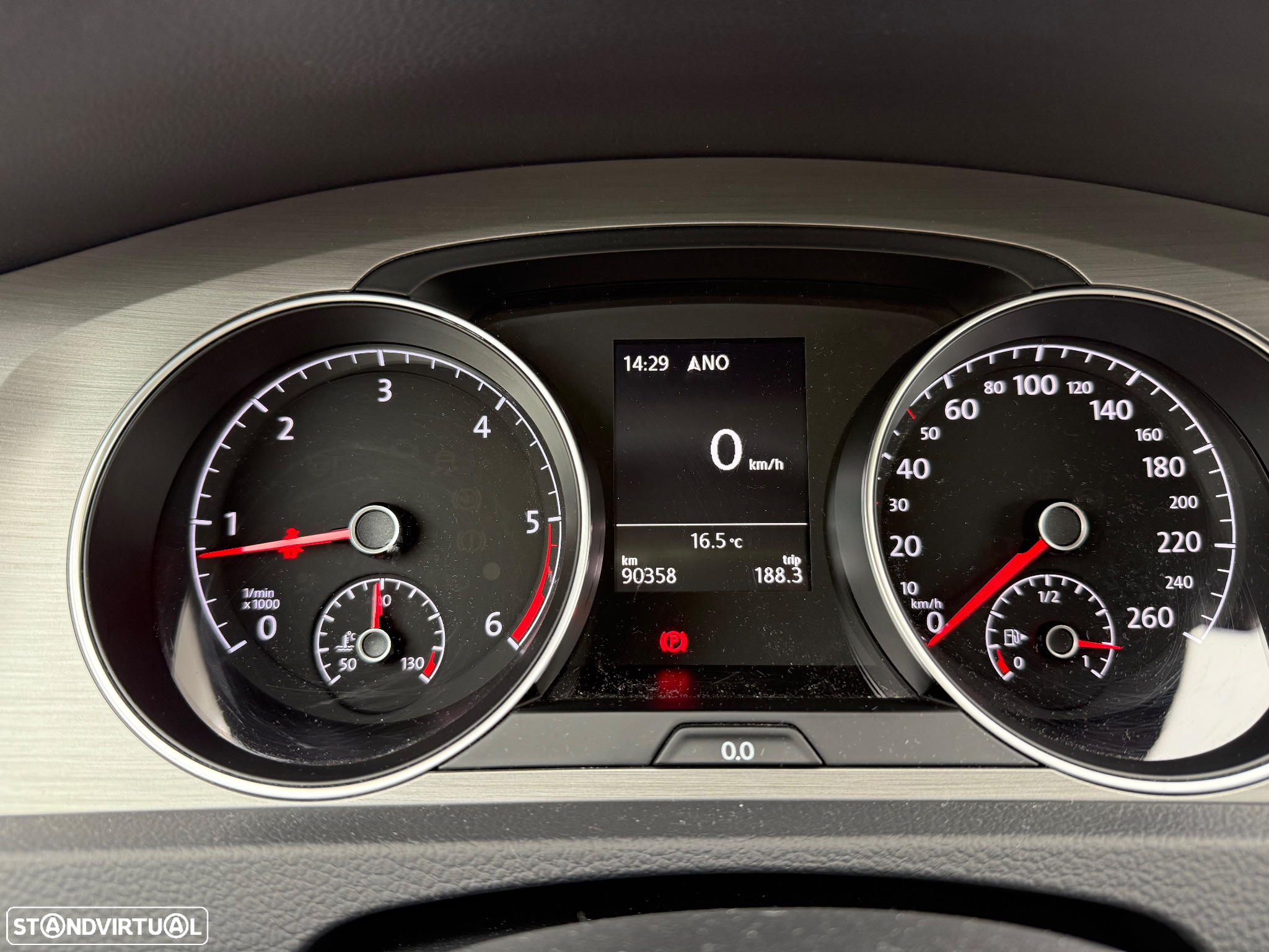 VW Golf 1.6 TDi BlueMotion Confortline - 17