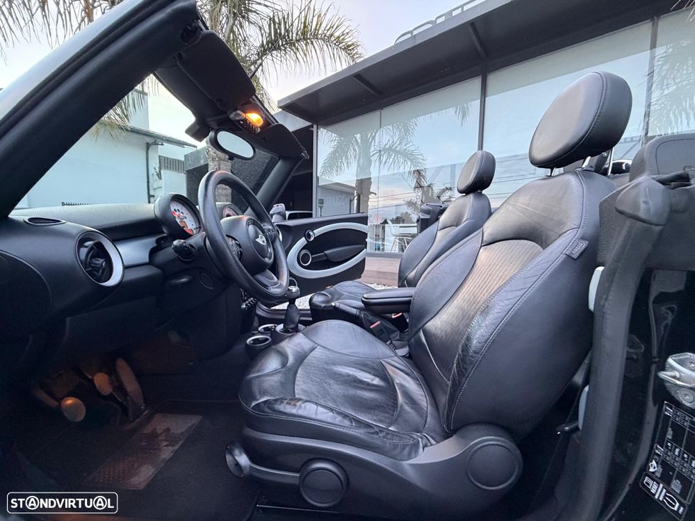 MINI Cabrio Cooper D - 27