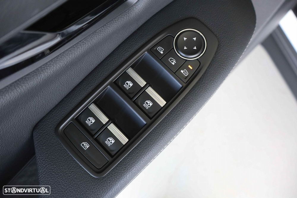 Mitsubishi Eclipse Cross 87 kWh Intense - 16