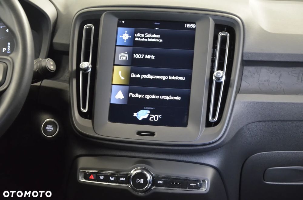 Volvo XC 40 - 31