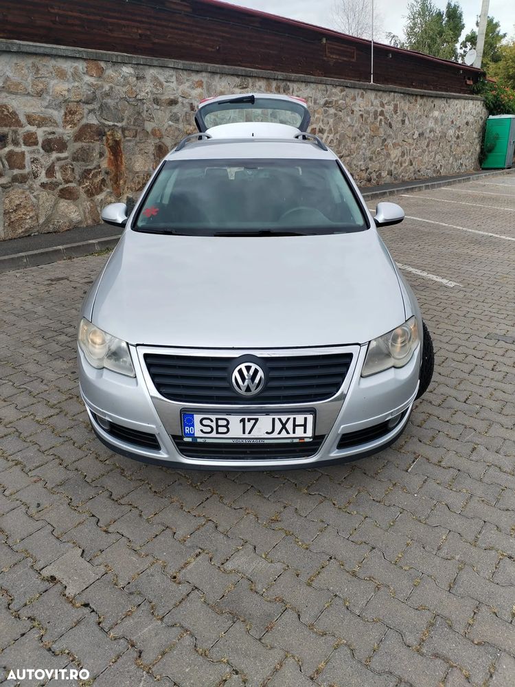Volkswagen Passat 2.0 TDI Blue TDI DSG Highline - 3