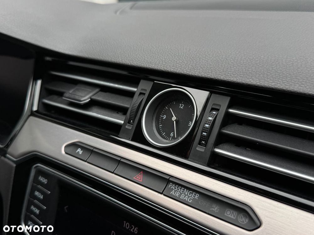 Volkswagen Passat 2.0 TDI (BlueMotion Technology) DSG Highline - 33