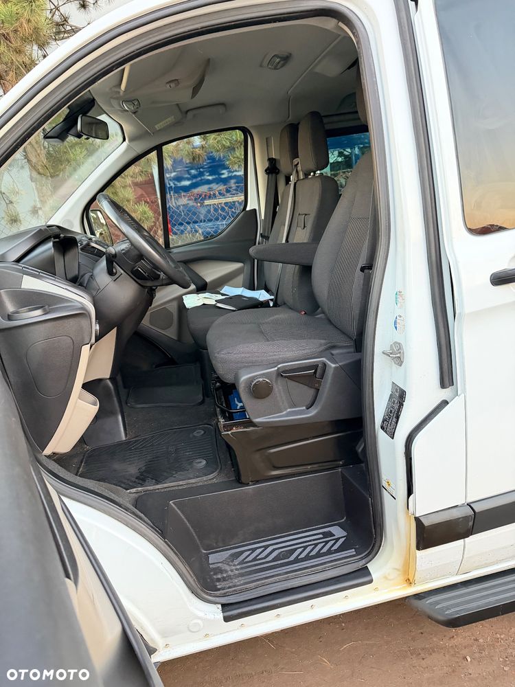 Ford Tourneo Custom 300 L2H1 VA Limited - 17