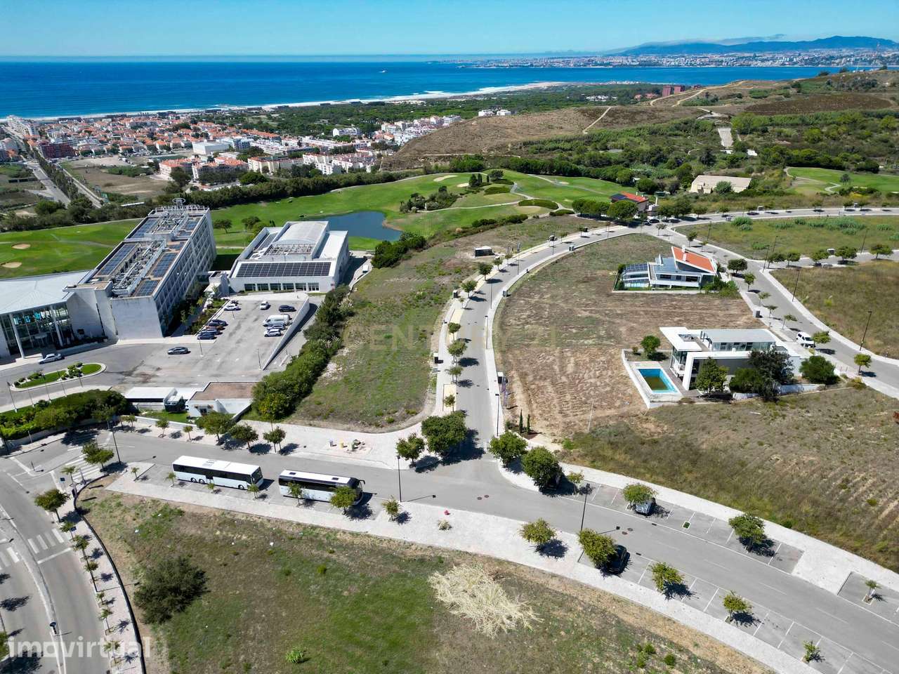 710 m² de Exclusividade num Novo Condomínio na Aldeia dos Capuchos. - Grande imagem: 3/10