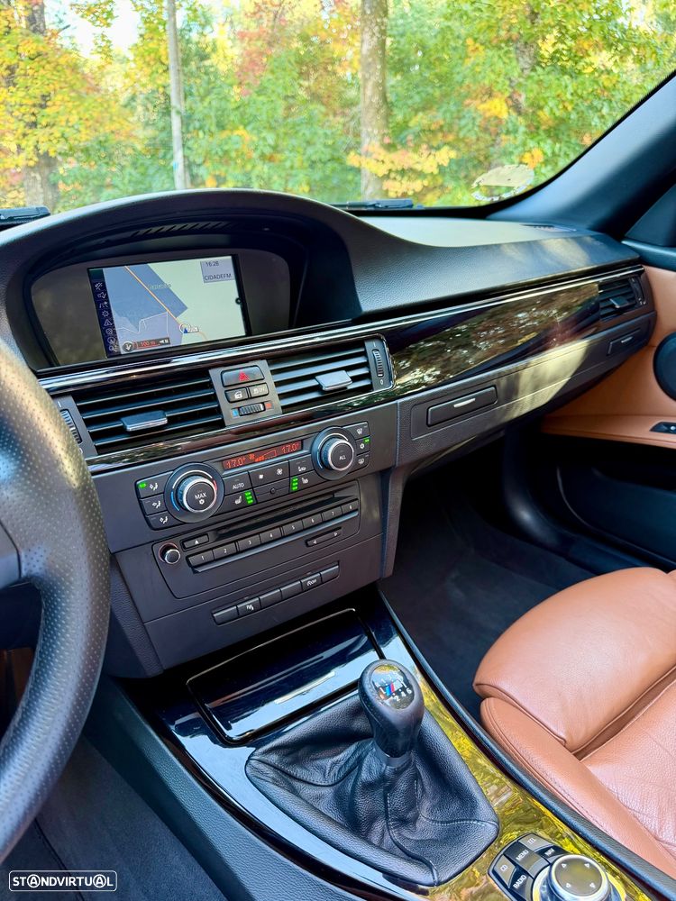 BMW 320 d M Sport Edition - 24