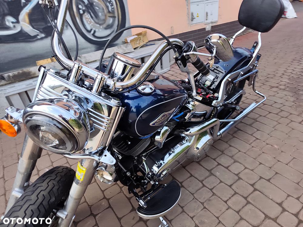 Harley-Davidson Softail Heritage Classic - 12