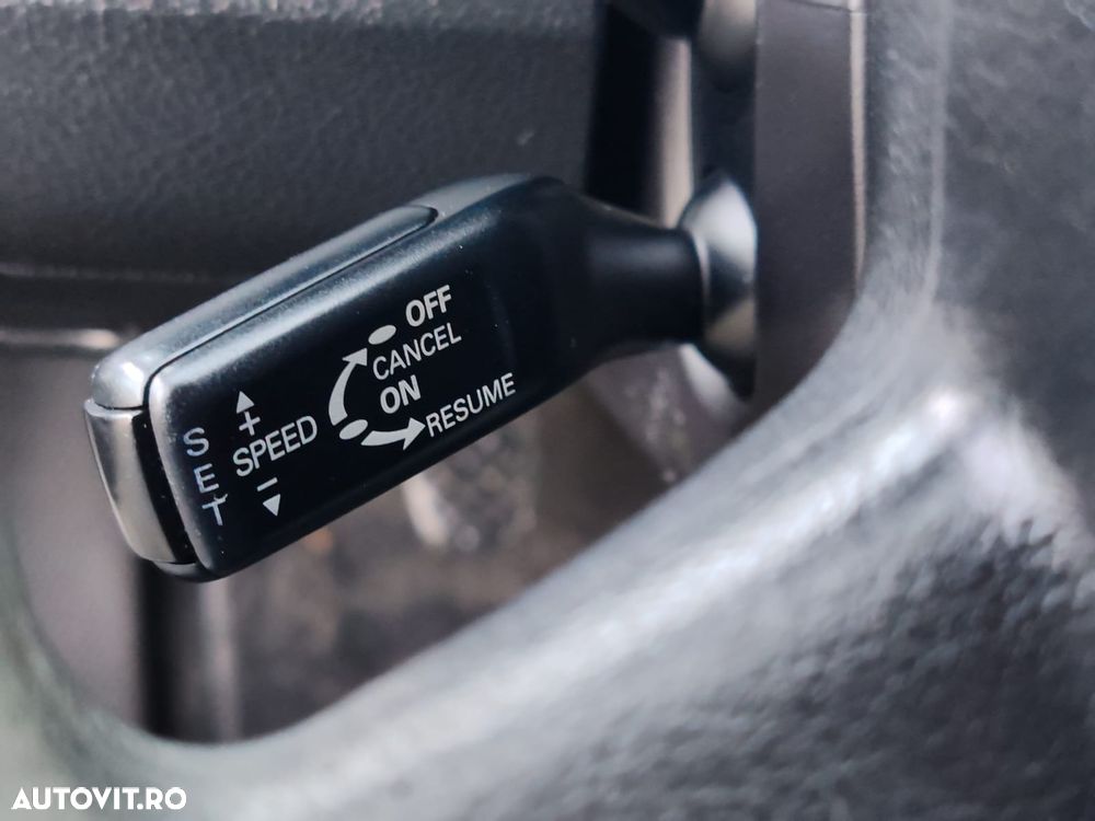 Volkswagen Passat - 10