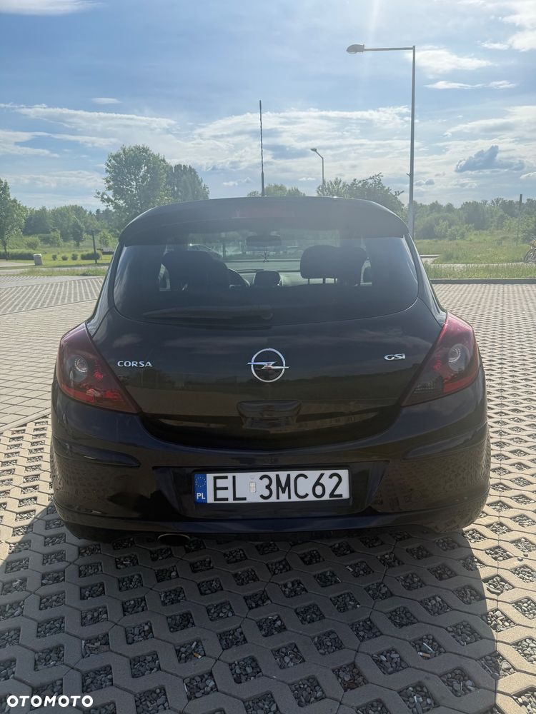 Opel Corsa 1.6T GSI - 1