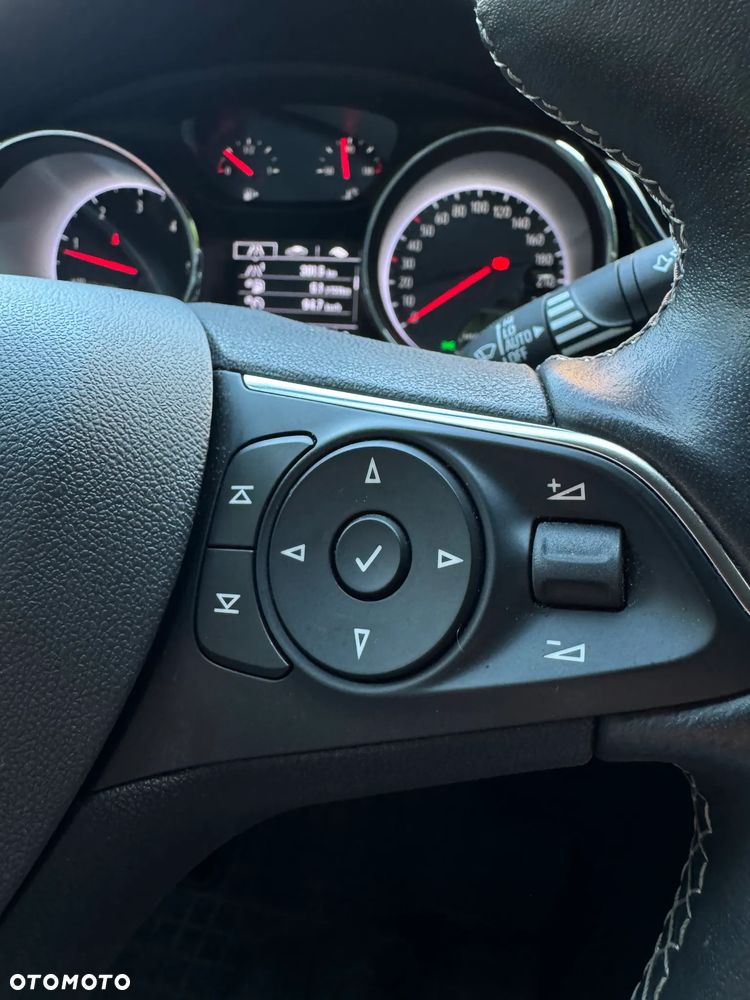Opel Insignia 2.0 CDTI Elegance S&S - 26