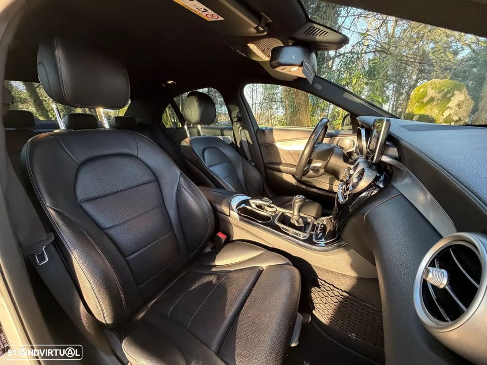 Mercedes-Benz C 180 - 26