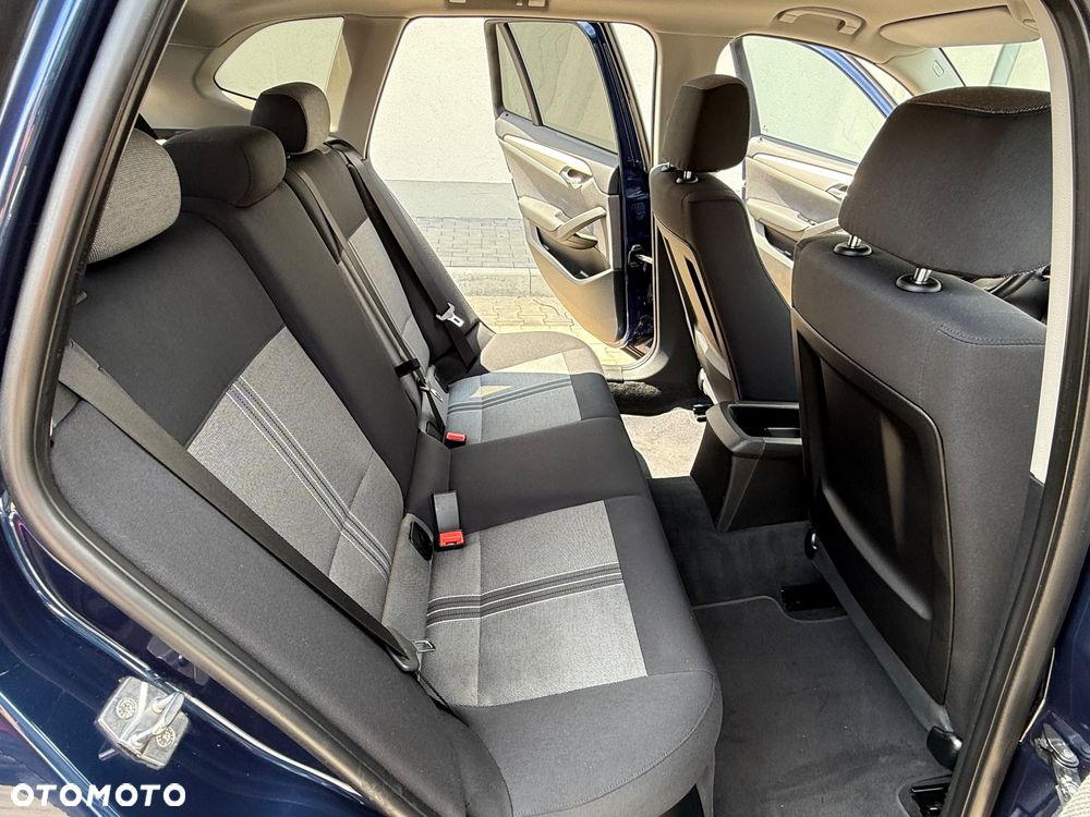 BMW X1 sDrive18i - 26