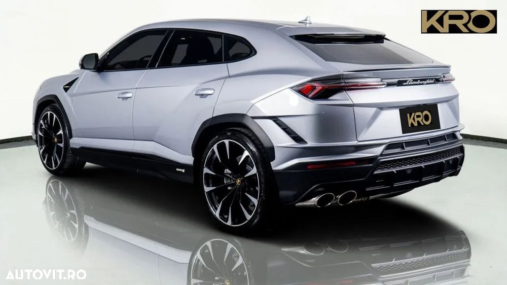 Lamborghini URUS - 5