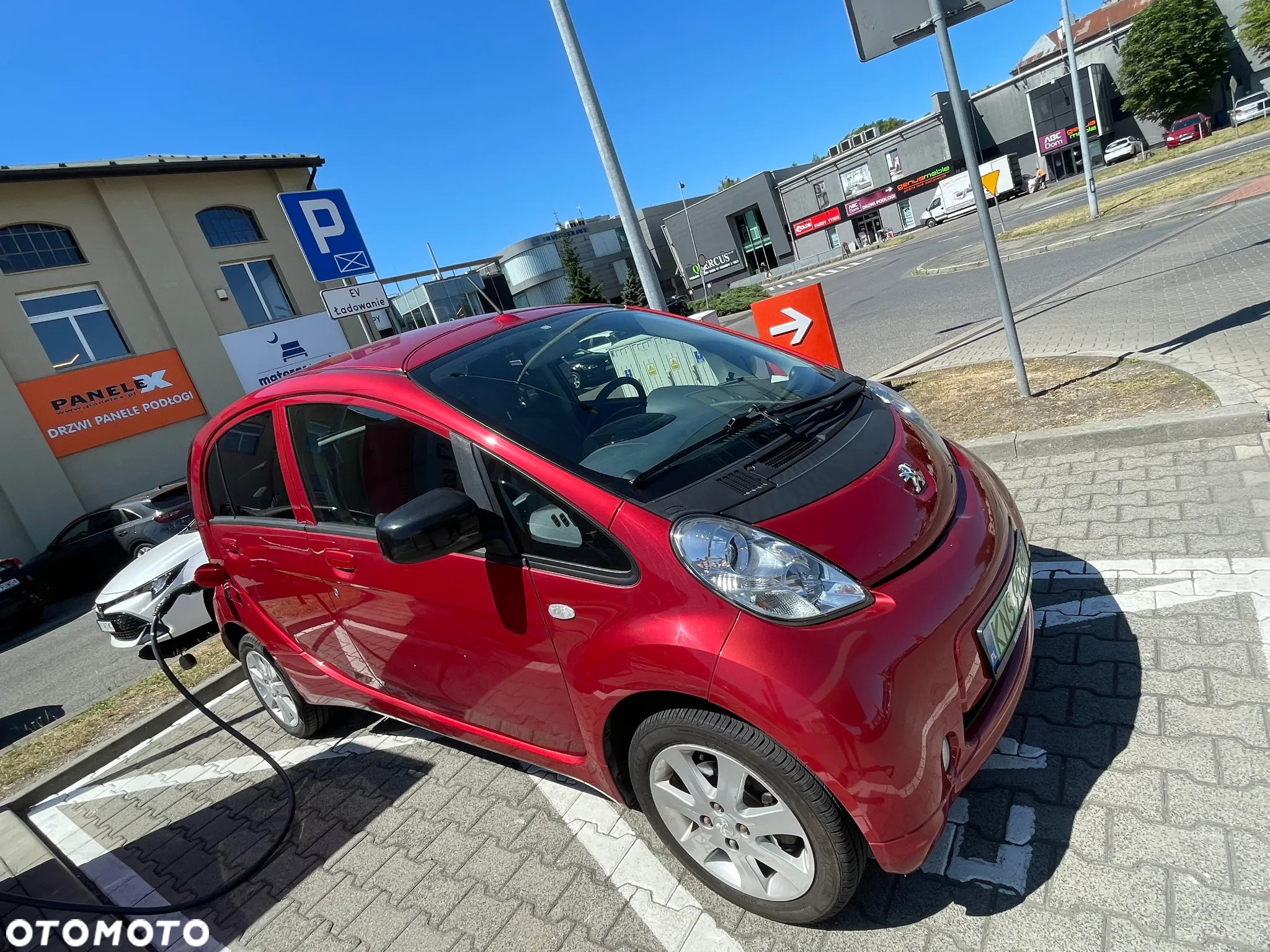 Peugeot iOn - 3