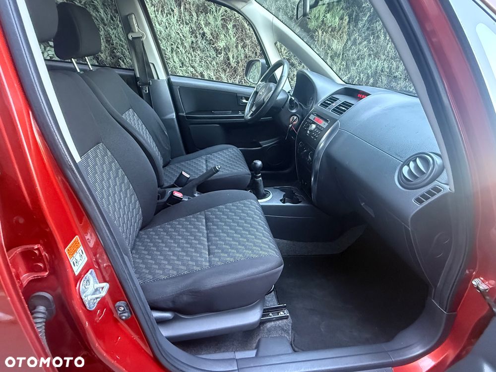 Suzuki SX4 1.6 VVT 4x2 Comfort - 25