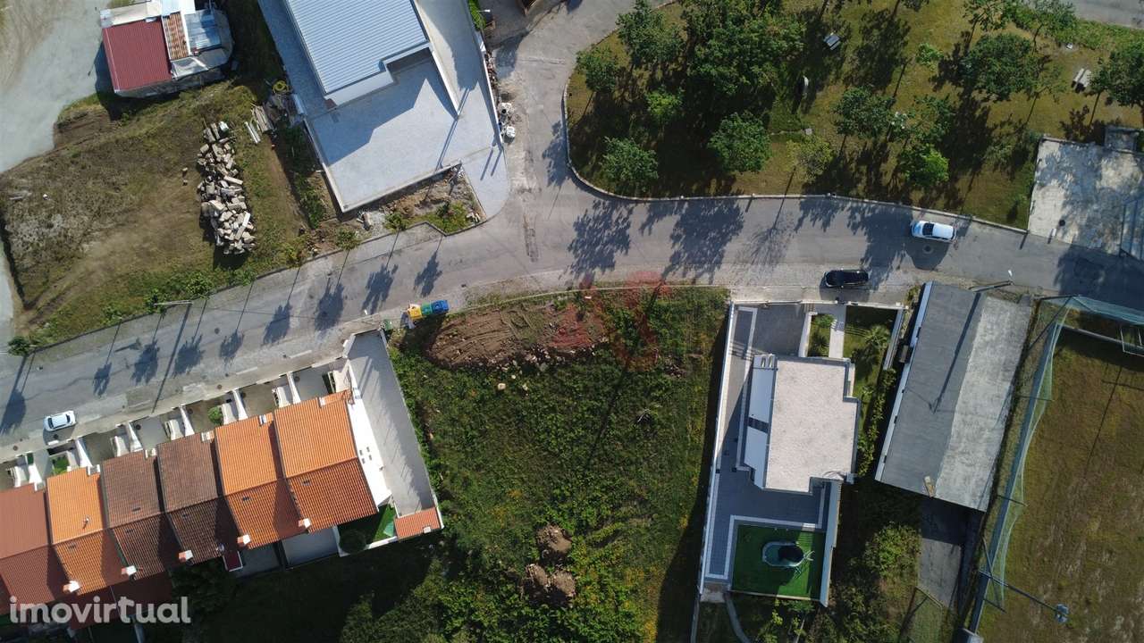 Terreno para construção com 2.472,45 m2, em Barrosas (Santo Estêvão), - Grande imagem: 5/10