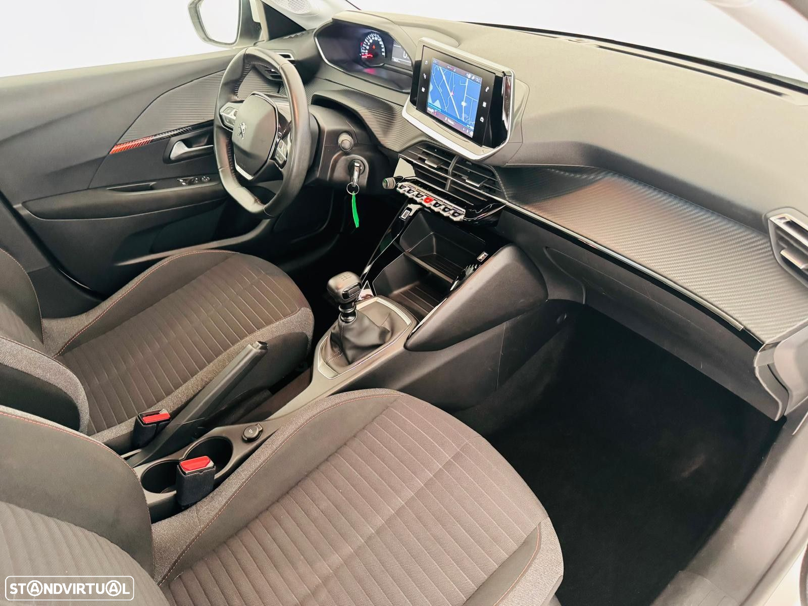 Peugeot 208 1.2 PureTech Active - 12