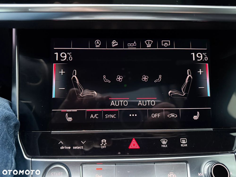 Audi A6 Allroad - 12