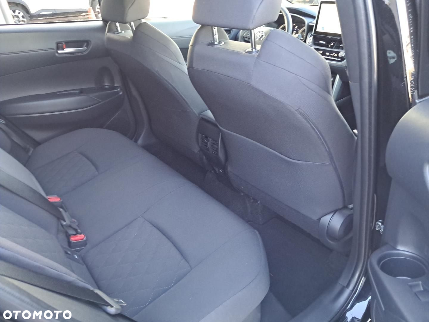Toyota Corolla Cross 2.0 Hybrid Style - 12
