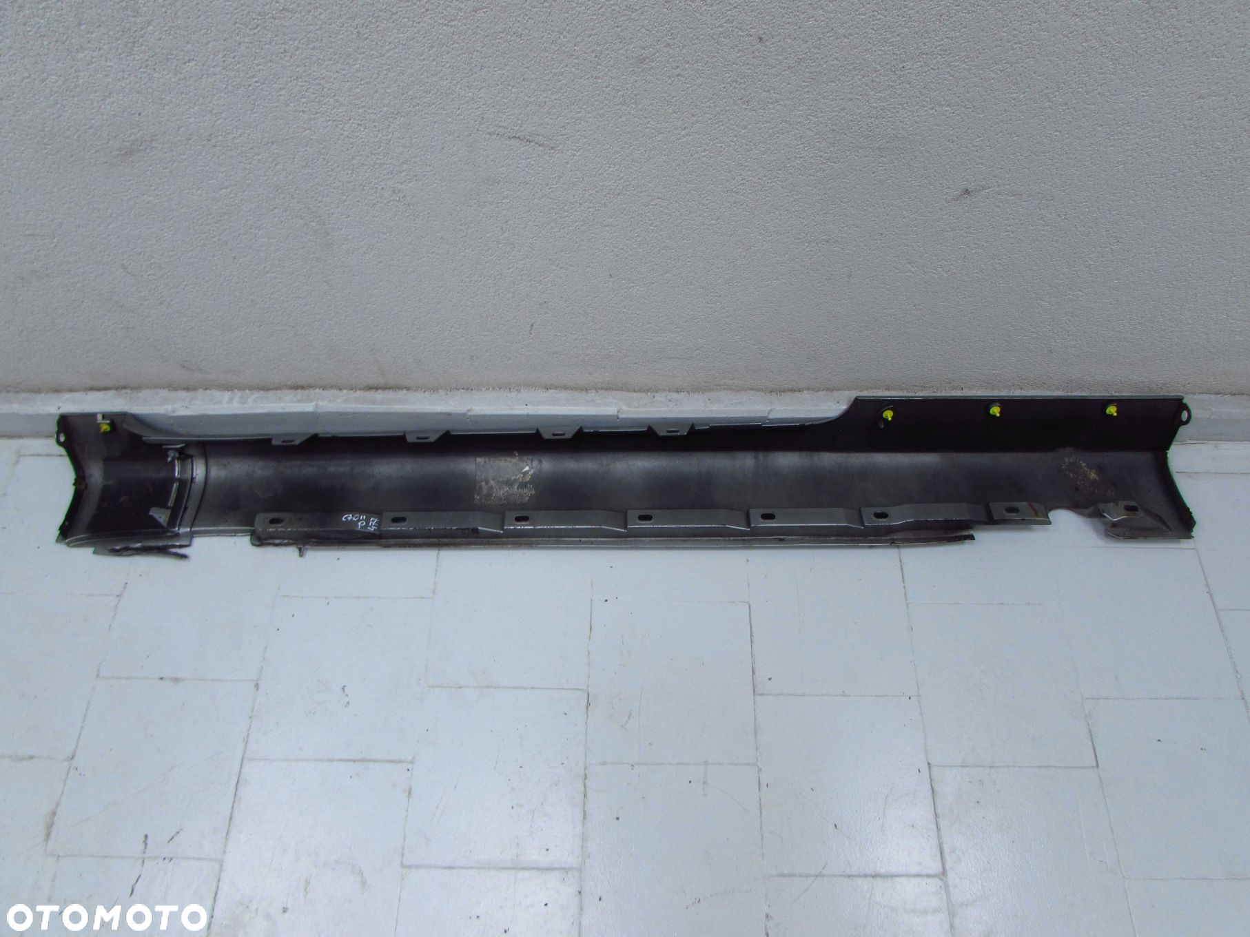 VOLVO C70 II CABRIO 06-13 PROG LISTWA PROGOWA PRAWA 30737151 477 - 8