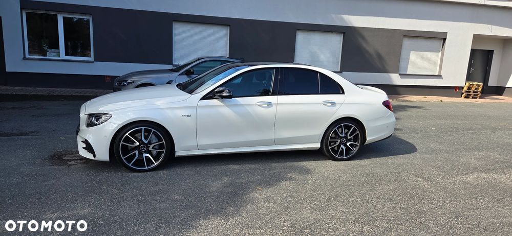 Mercedes-Benz Klasa E 43 AMG 4-Matic - 5