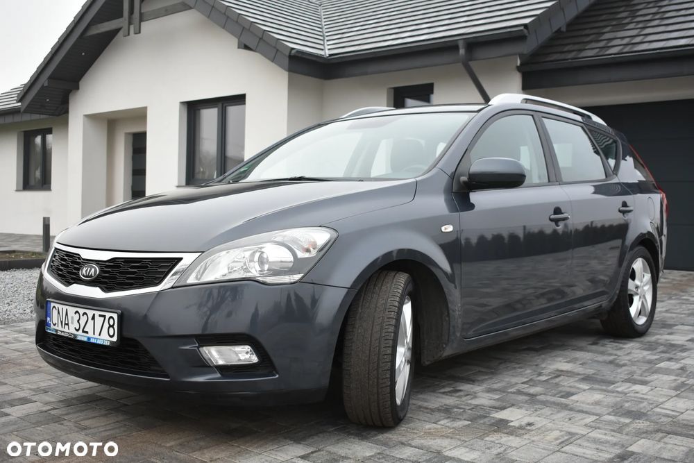 Kia Ceed ver-cee-d-1-4-comfort-plus - 2