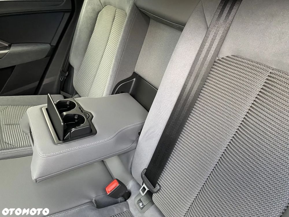 Audi Q3 35 TFSI mHEV S-Line S tronic - 19