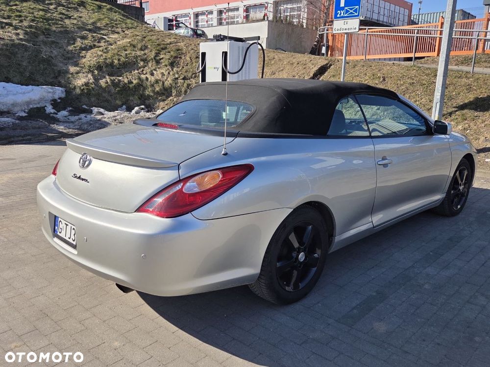 Toyota Camry Solara 3.3 SLE - 2