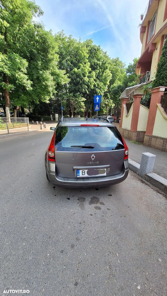Renault Megane 1.6 Luxe Privilege - 4