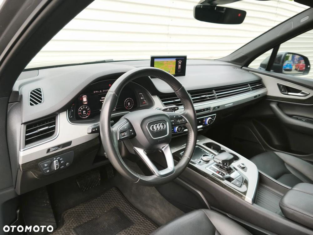 Audi Q7 - 28