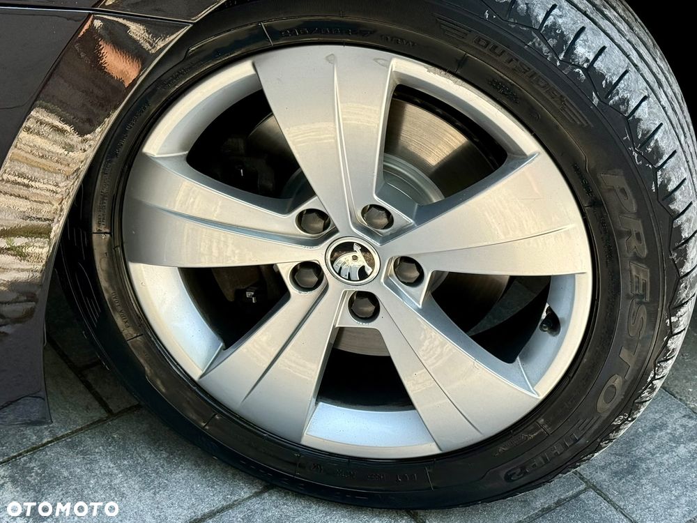 Skoda Superb 2.0 TDI 4x4 L&K DSG - 27