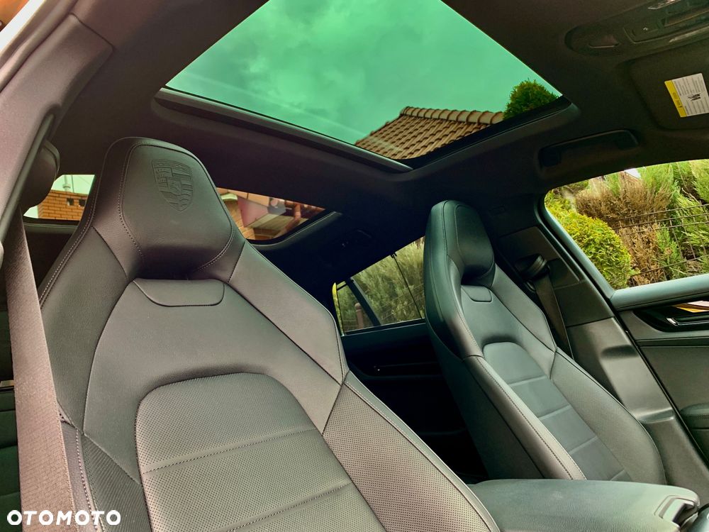 Porsche Panamera - 19