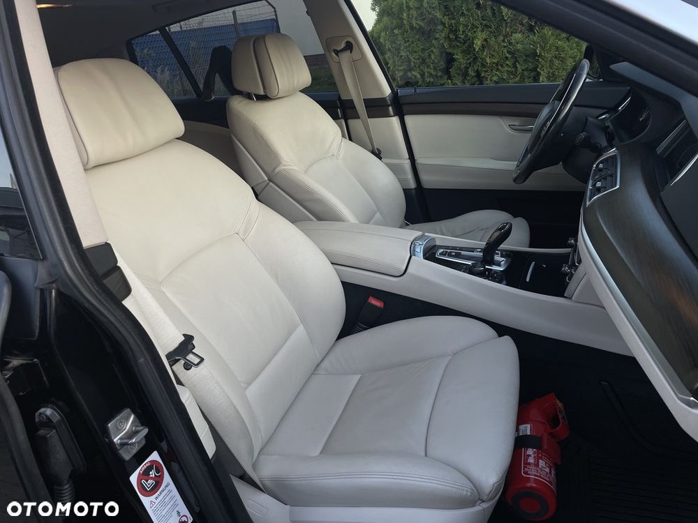 BMW 5GT 530d xDrive - 25