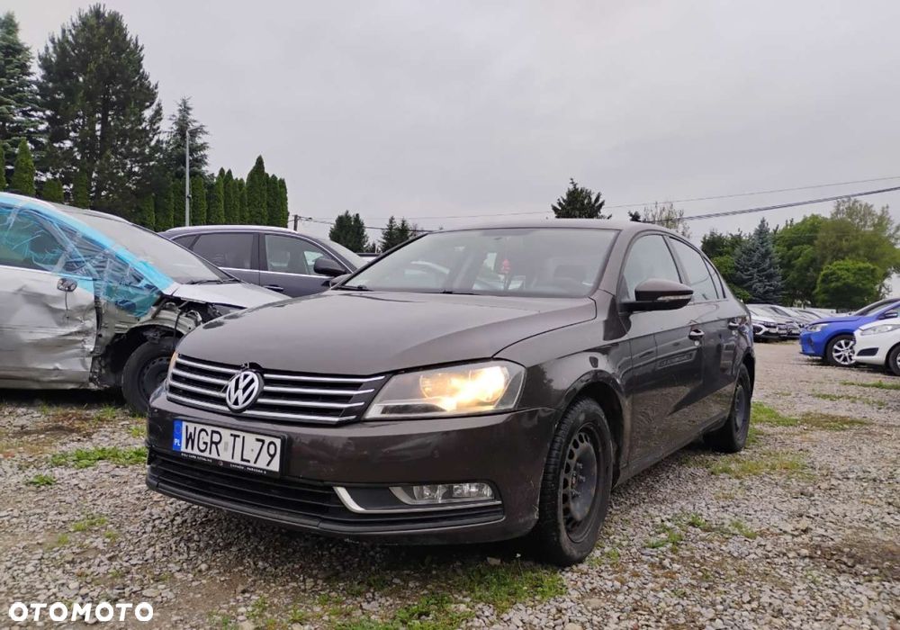 Volkswagen Passat - 3