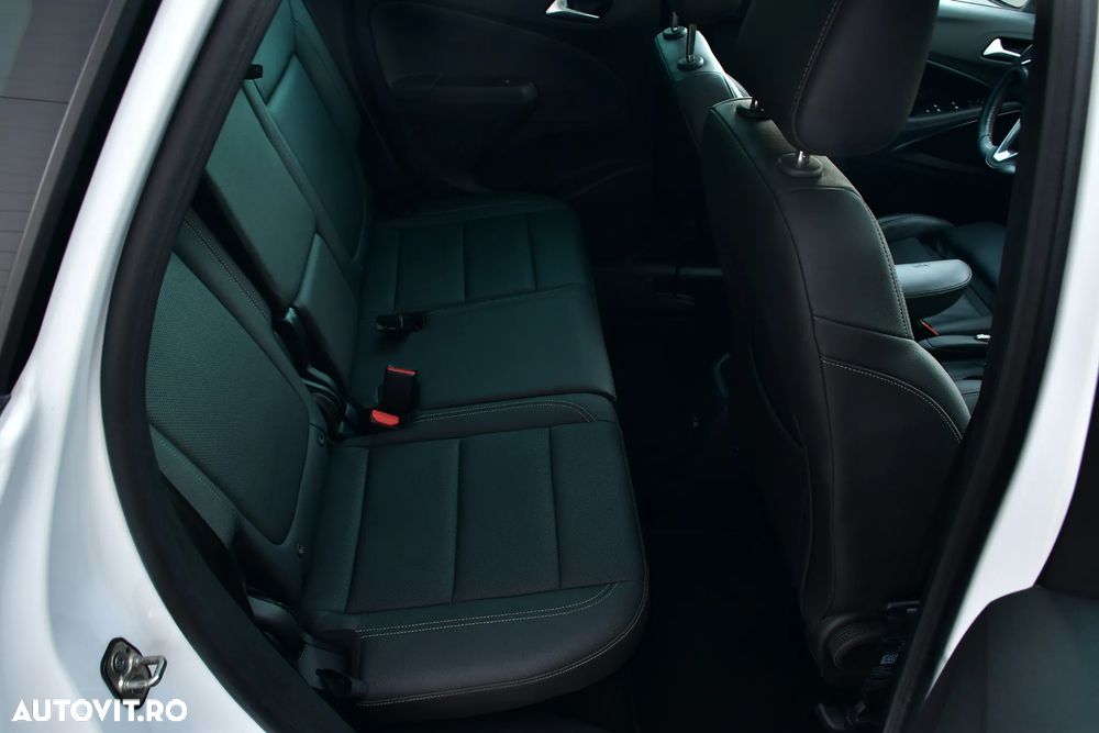 Opel Crossland - 8