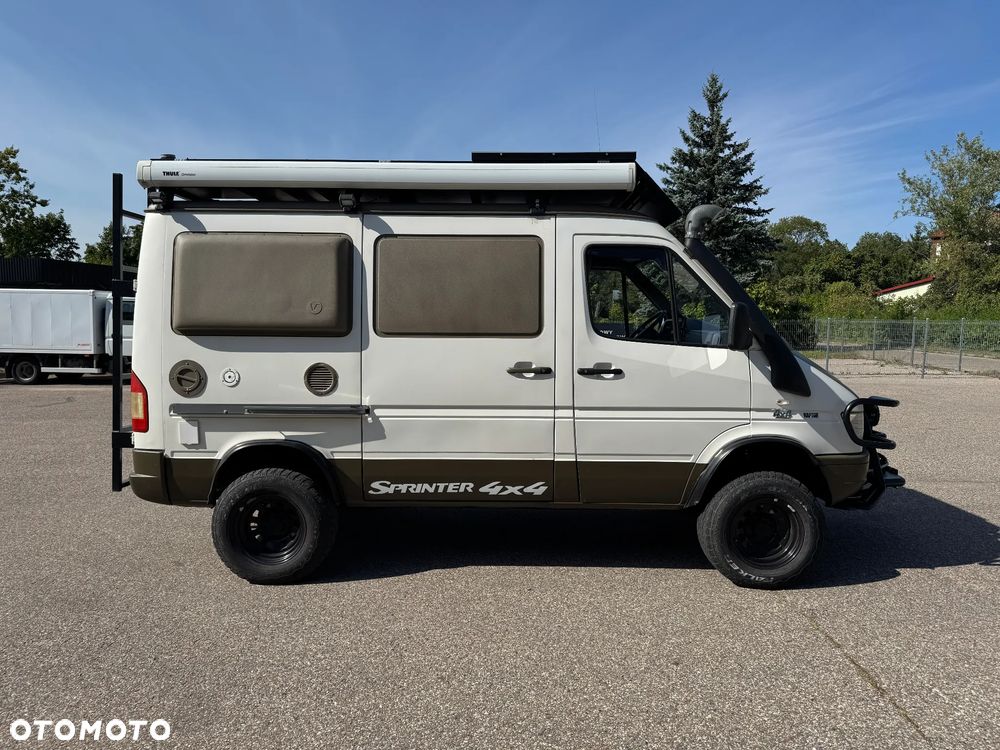 Mercedes-Benz Sprinter - 21