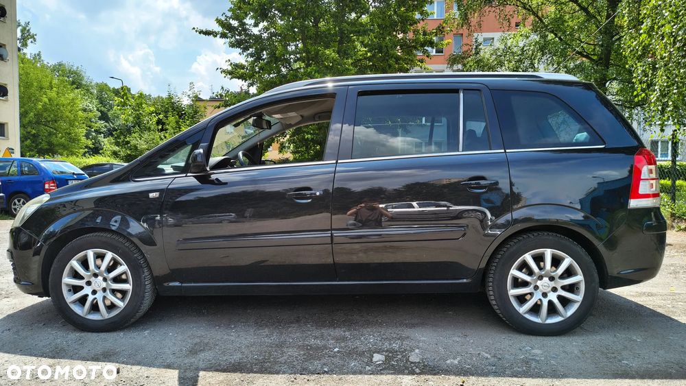 Opel Zafira 1.9 CDTI Sport - 8