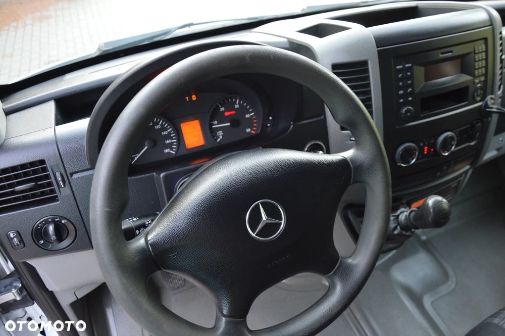 Mercedes-Benz SPRINTER 313 - 8