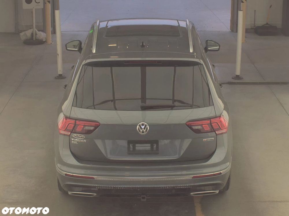 Volkswagen Tiguan - 14