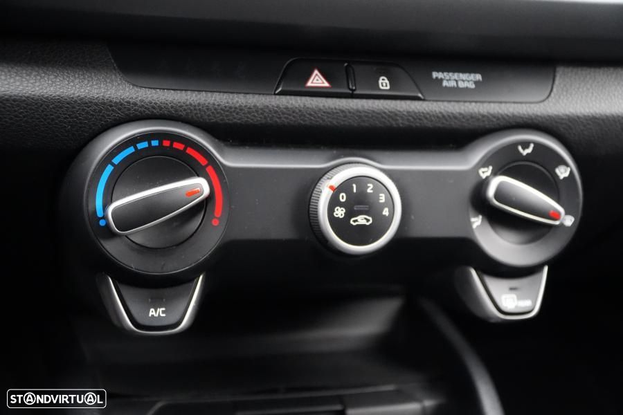 Kia Rio 1.2 CVVT Dynamic - 12