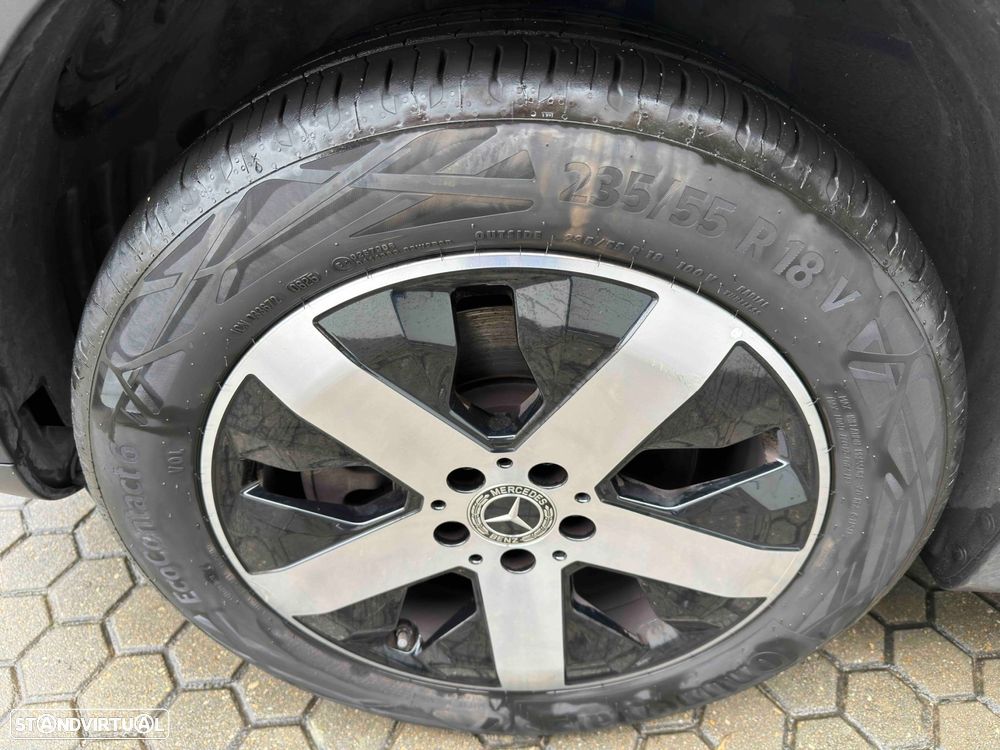 Mercedes-Benz GLB 200 d Progressive - 11