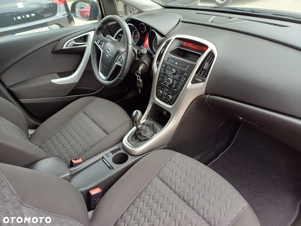 Opel Astra 1.4 T Edition 150 - 6