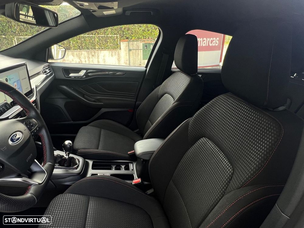 Ford Focus 1.0 EcoBoost MHEV ST-Line Style SIP - 29