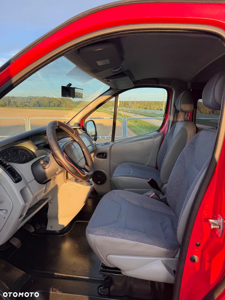 Renault Trafic - 17