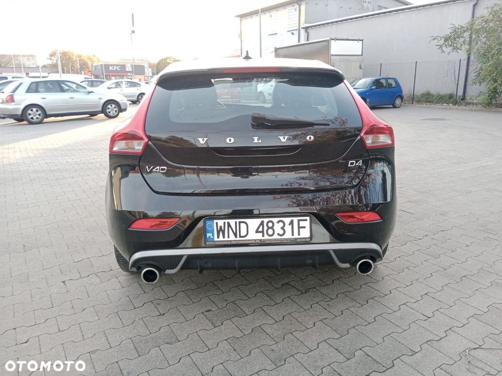 Volvo V40 D4 Drive-E R-Design Summum - 8